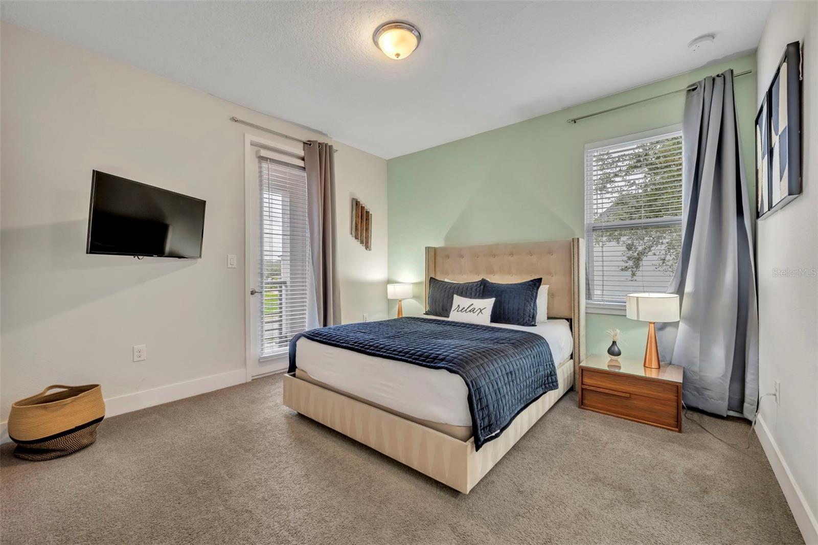 Image 32 of 56 For 7744 Fairfax Drive