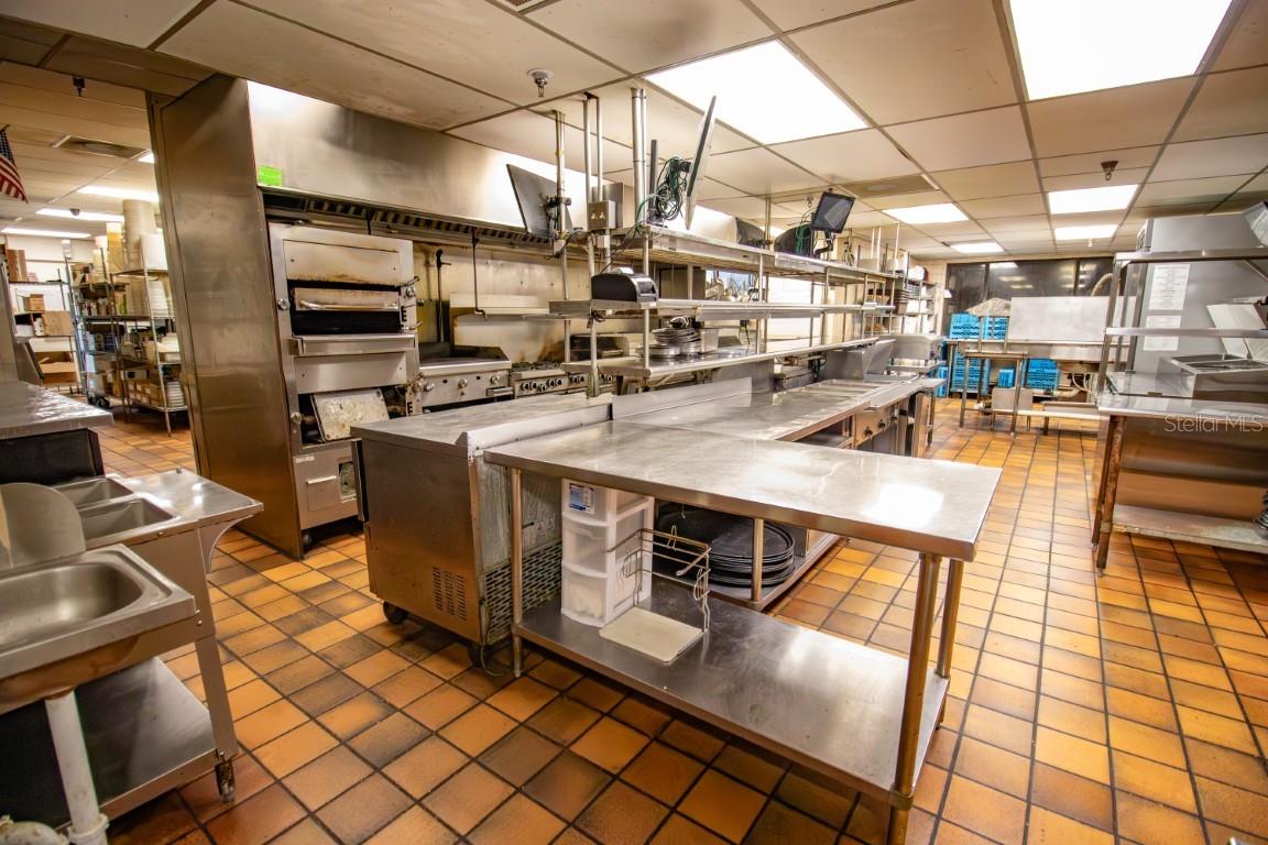 Image 32 of 46 For 3665 Washington Avenue