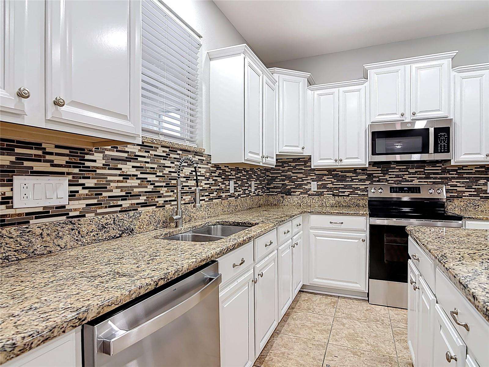 Image 25 of 93 For 4764 Coppola Drive