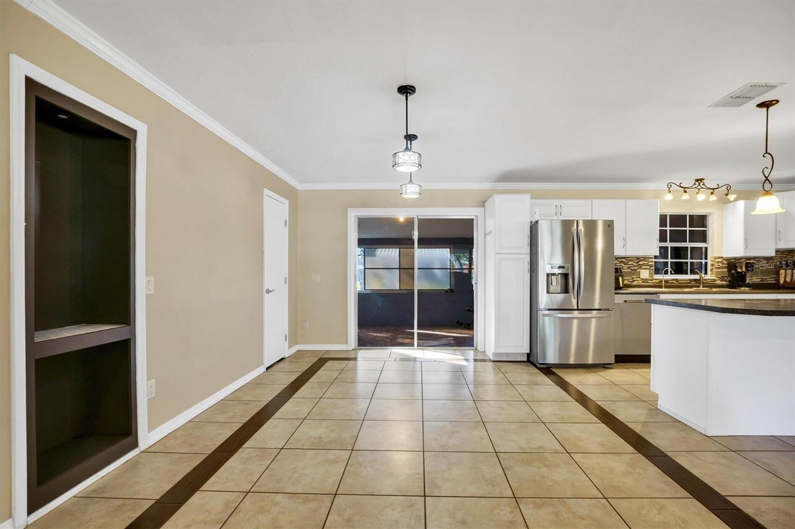 Image 15 of 35 For 152 Bahia Court