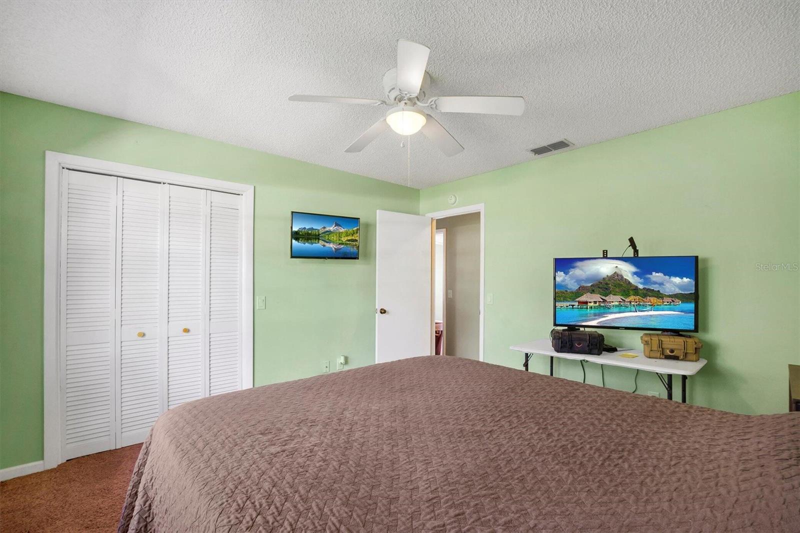 Image 21 of 35 For 152 Bahia Court