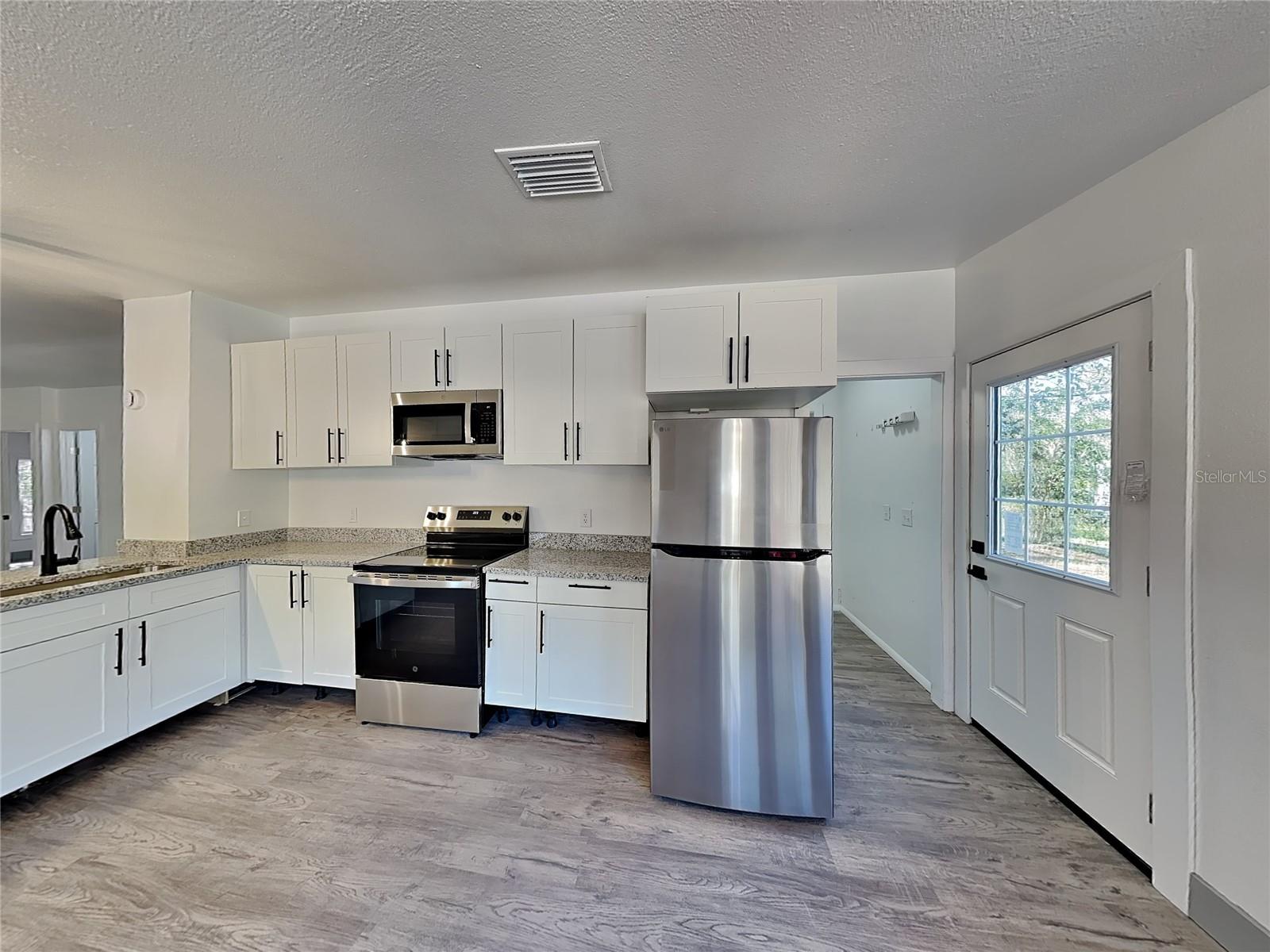 Image 4 of 16 For 38233 Deerwoods Drive