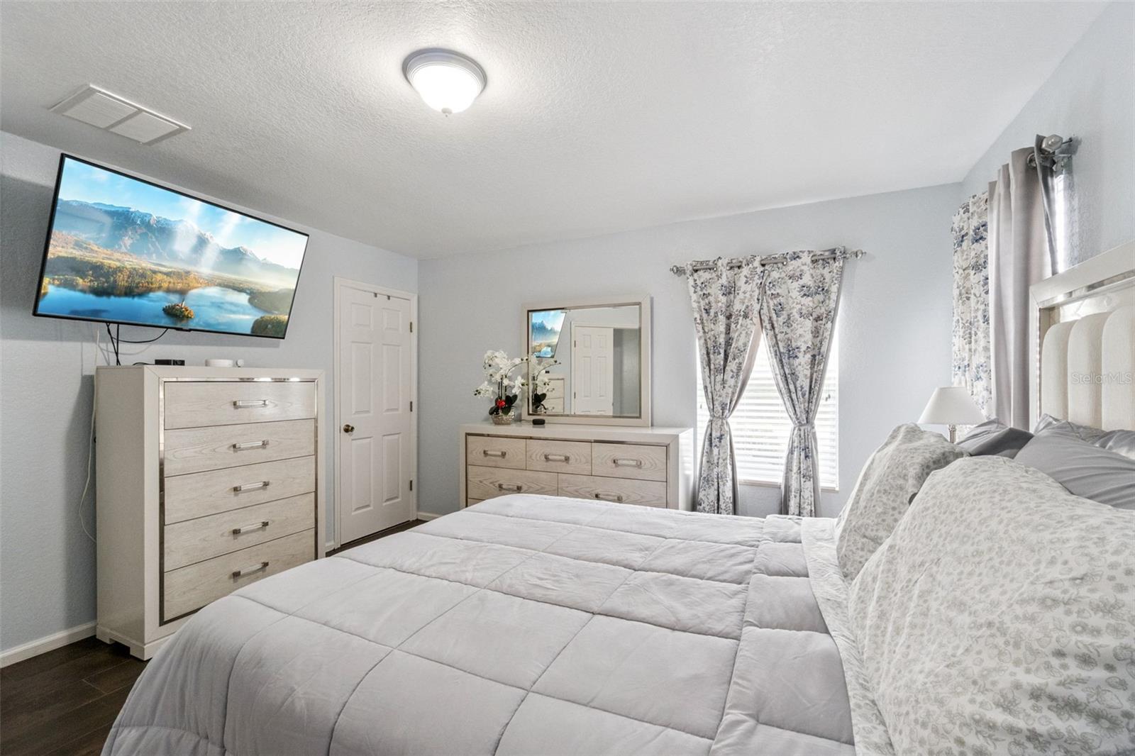 Image 8 of 29 For 2634 Marg Lane