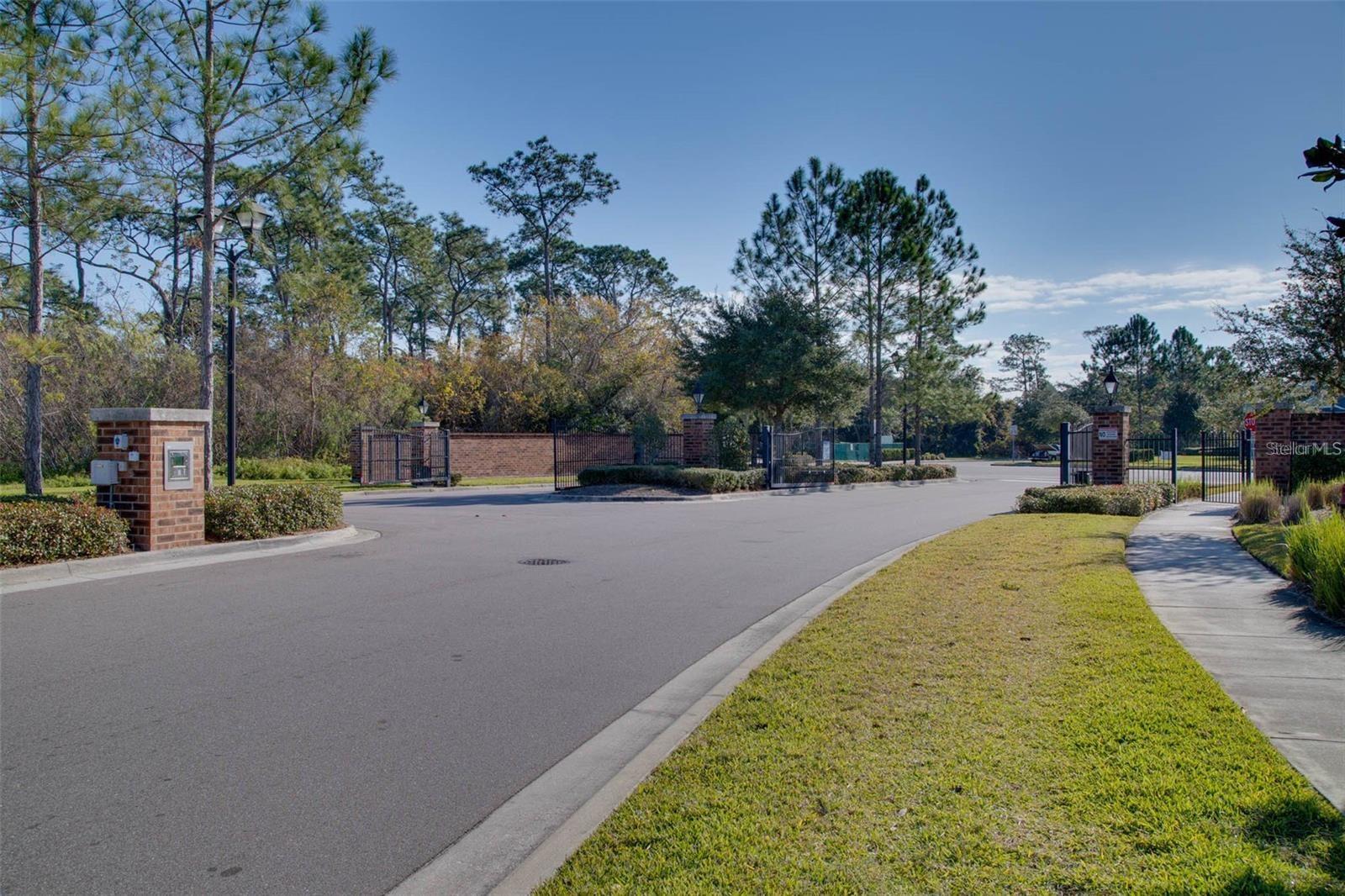 Image 21 of 25 For 1440 Scarlet Oak Loop