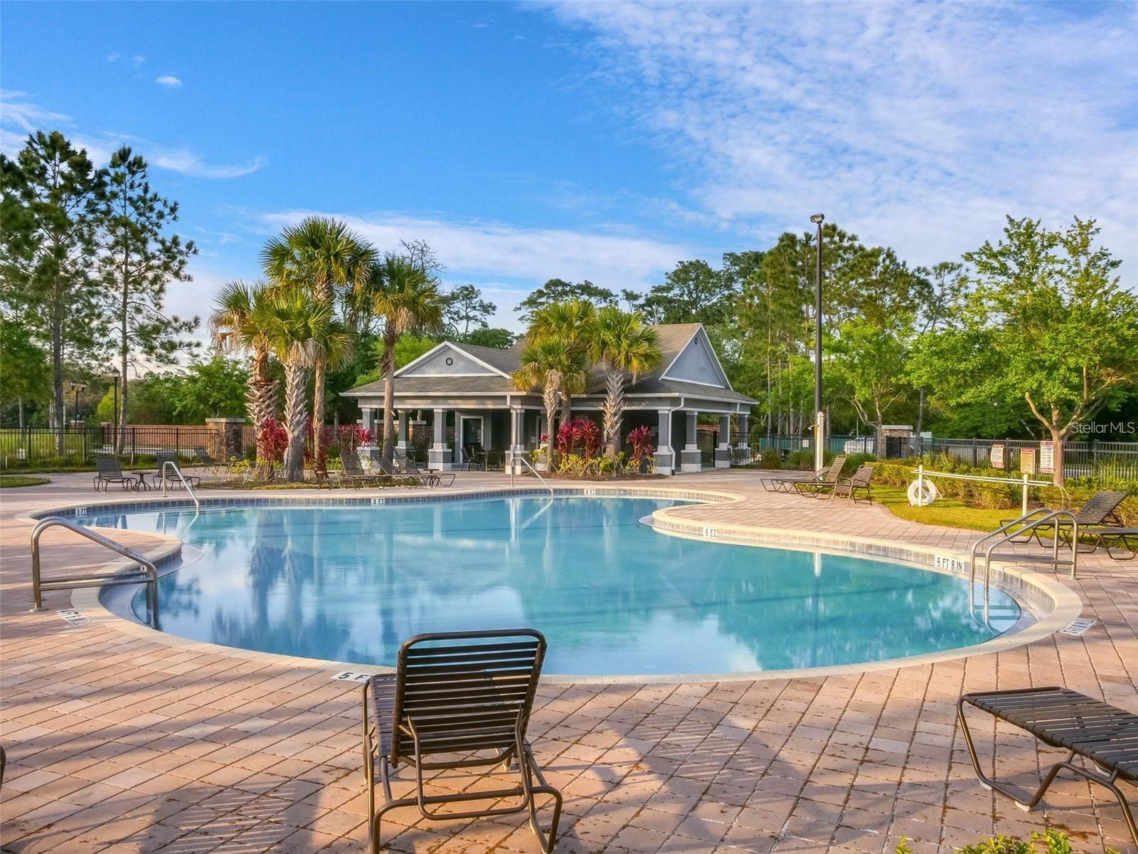 Image 22 of 25 For 1440 Scarlet Oak Loop