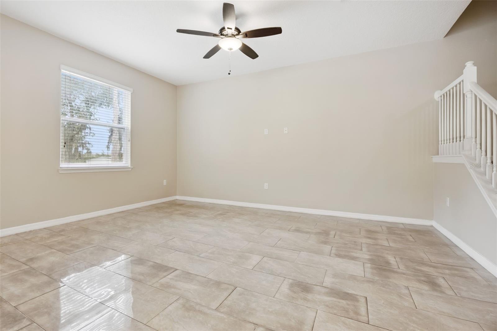 Image 6 of 25 For 1440 Scarlet Oak Loop