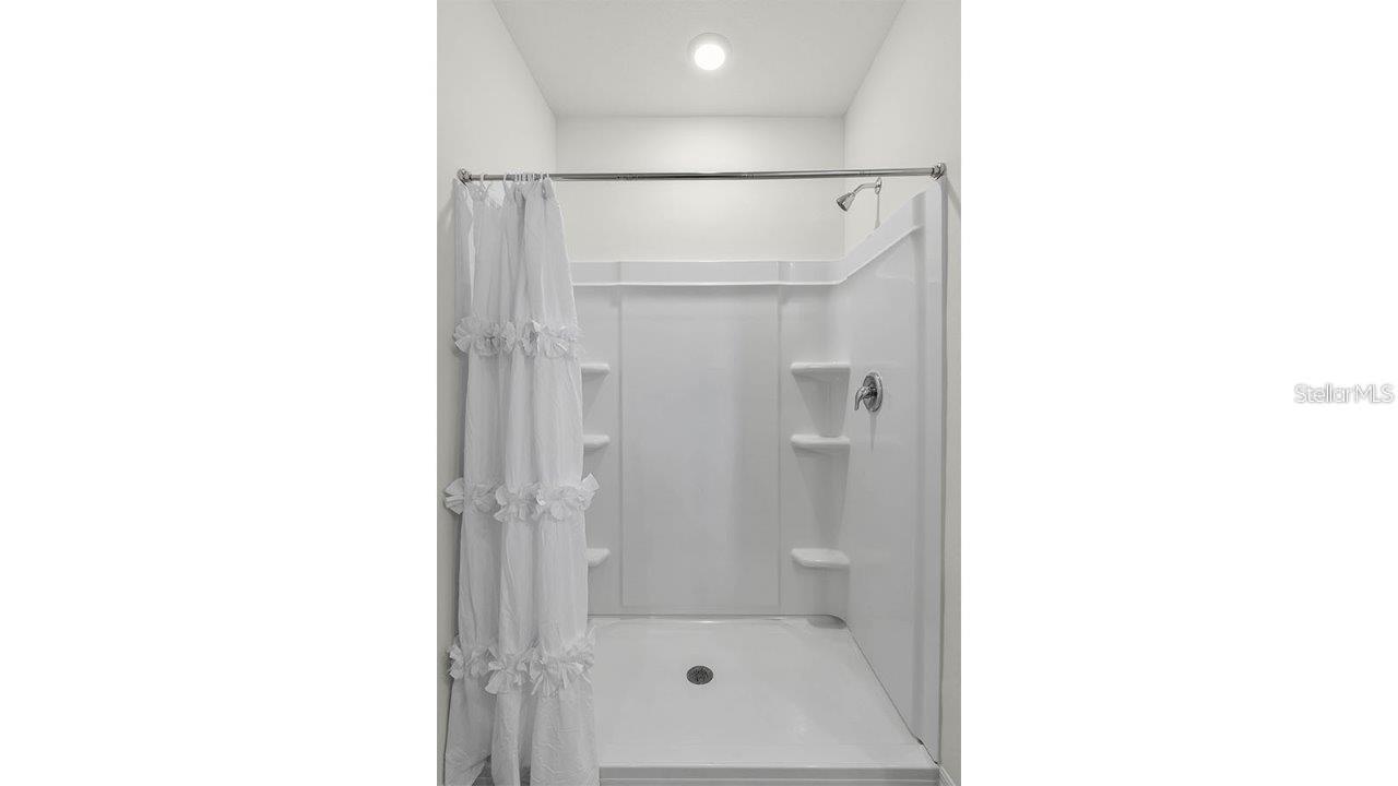 Image 16 of 16 For 2986 Salisbury Avenue