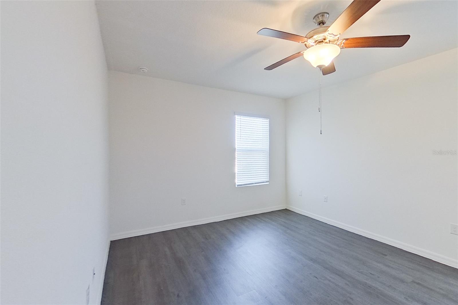 Image 14 of 18 For 32032 Katelin Circle