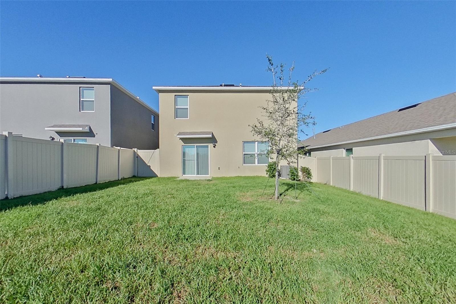 Image 18 of 18 For 32032 Katelin Circle