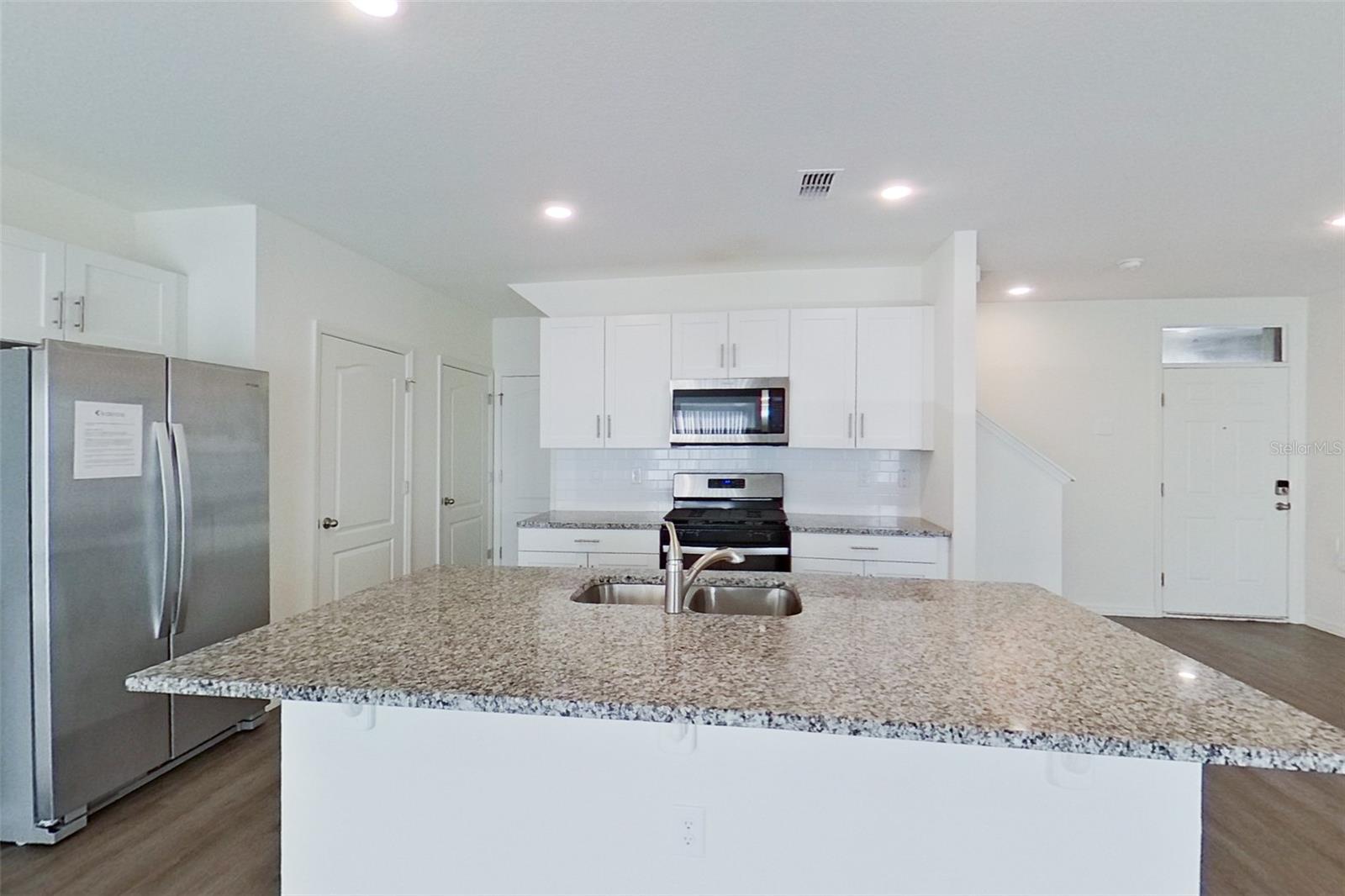 Image 4 of 18 For 32032 Katelin Circle