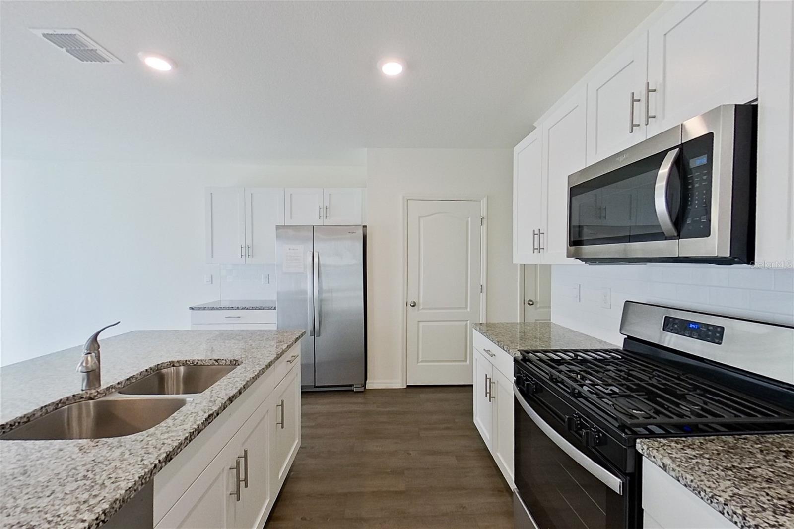 Image 5 of 18 For 32032 Katelin Circle