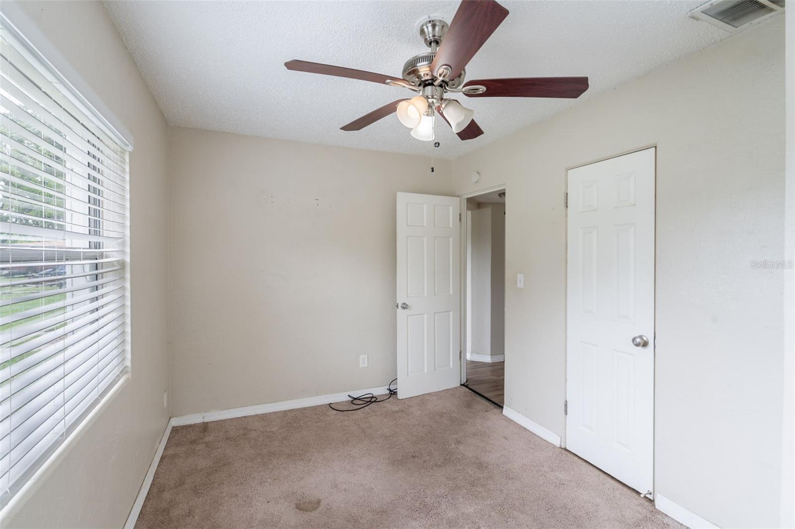 Image 15 of 21 For 4345 Aetna Drive