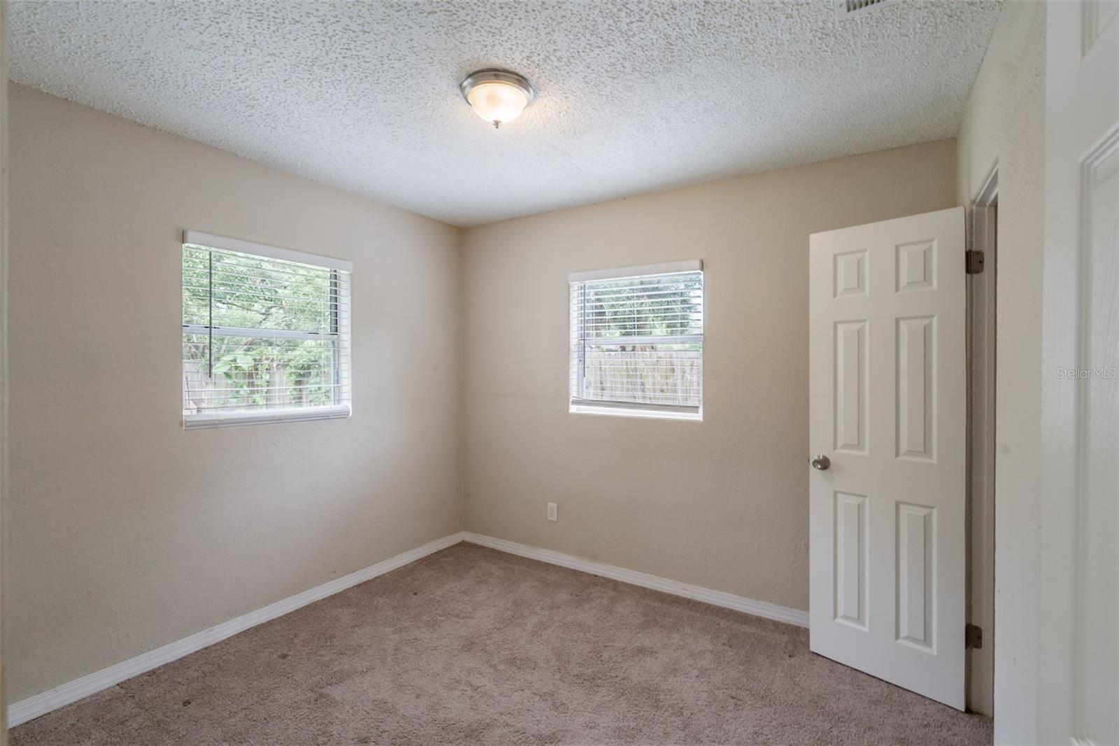 Image 16 of 21 For 4345 Aetna Drive