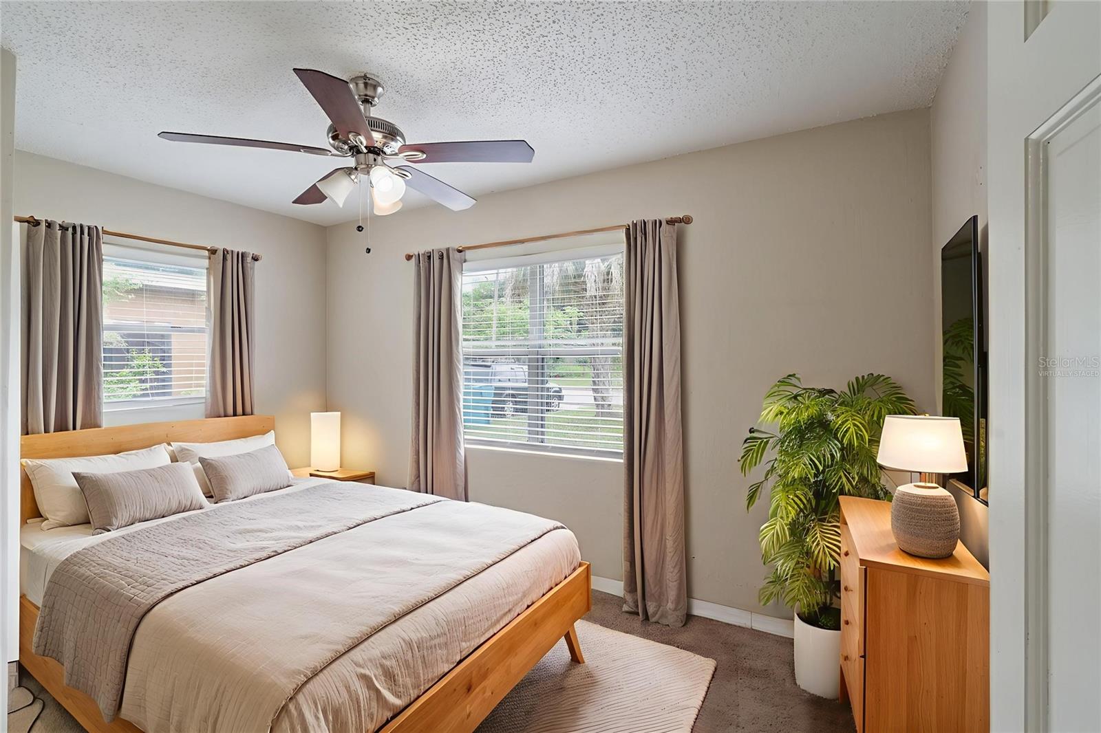 Image 6 of 21 For 4345 Aetna Drive