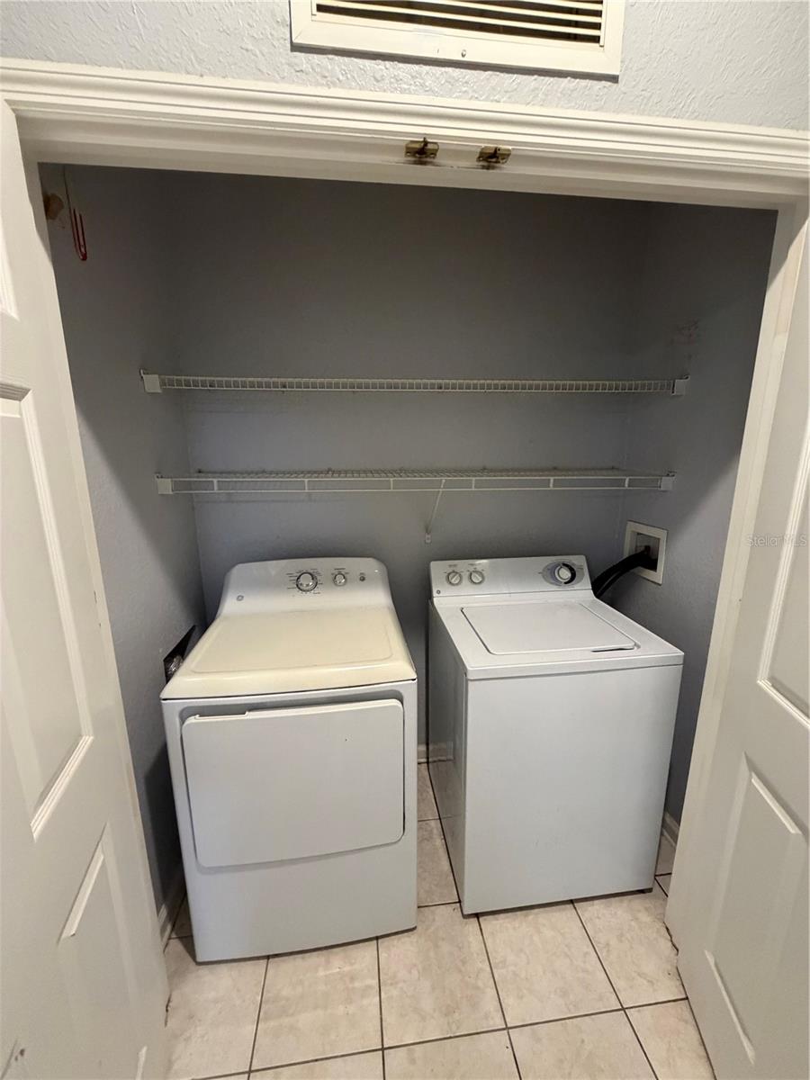 Image 3 of 21 For 6100 Stevenson Drive 207