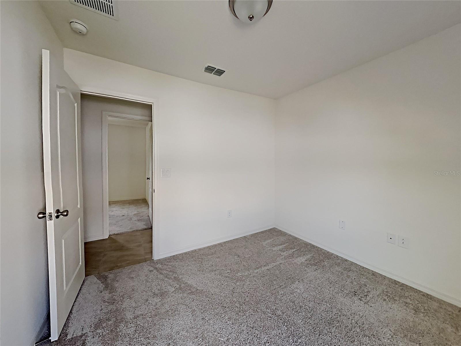 Image 12 of 16 For 4600 Glencrest Loop