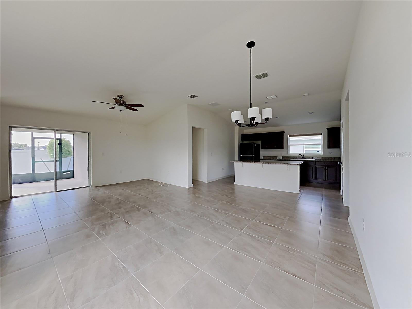 Image 5 of 16 For 4600 Glencrest Loop