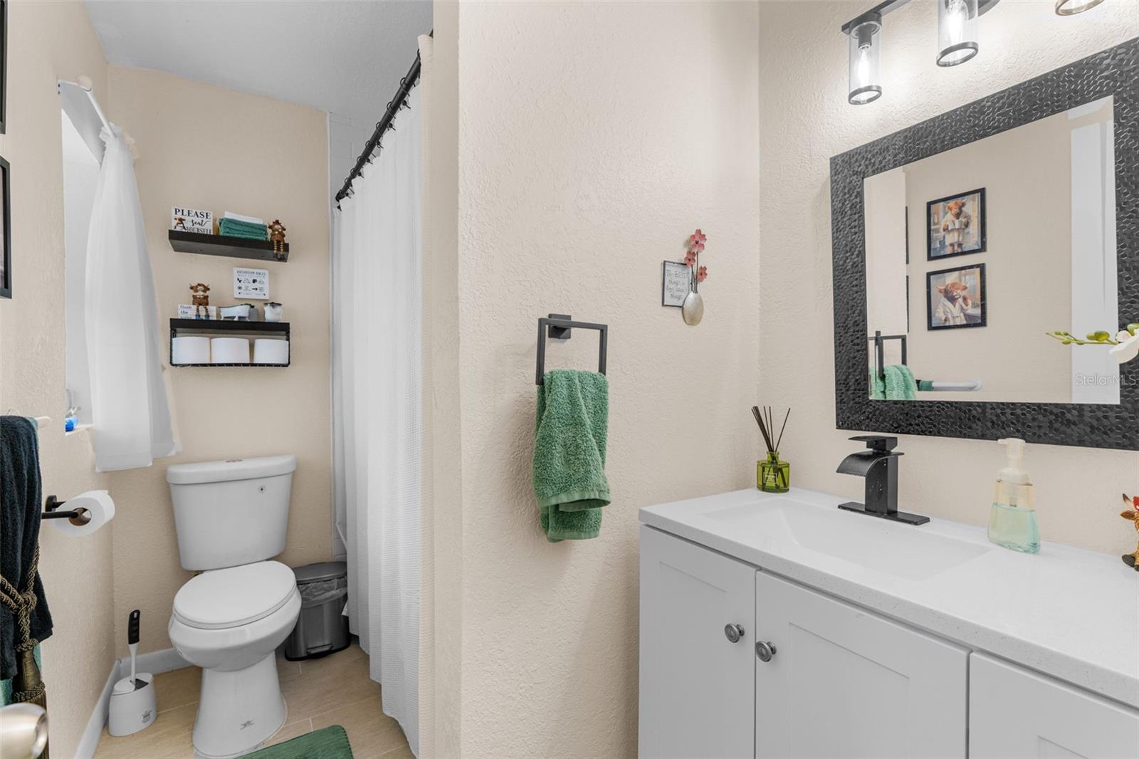 Image 19 of 39 For 3130 Marsh Harbor Place