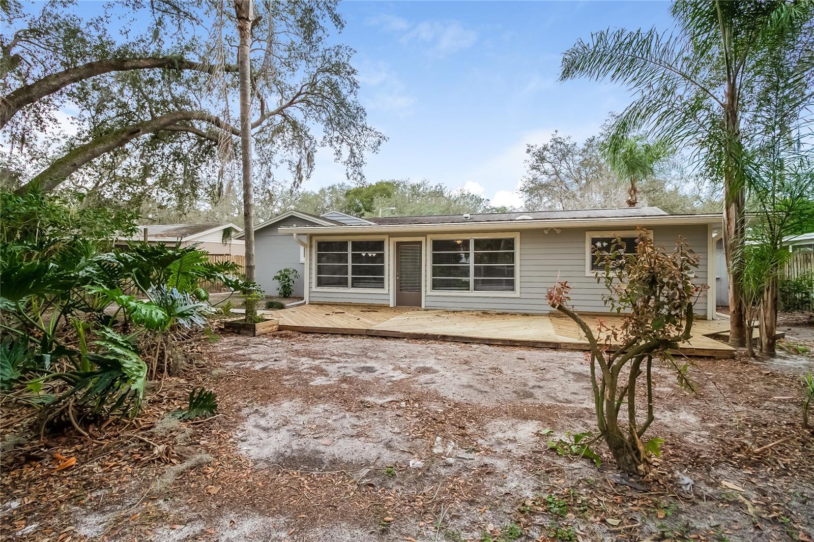 Image 15 of 16 For 5133 Oak Hill Drive