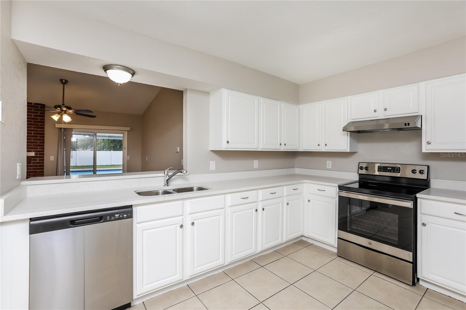 Image 5 of 16 For 9163 Montevello Drive