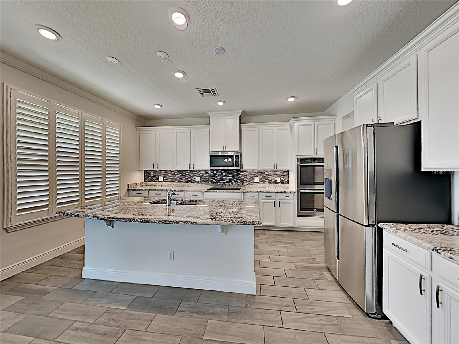 Image 5 of 25 For 8931 Lookout Pointe Drive