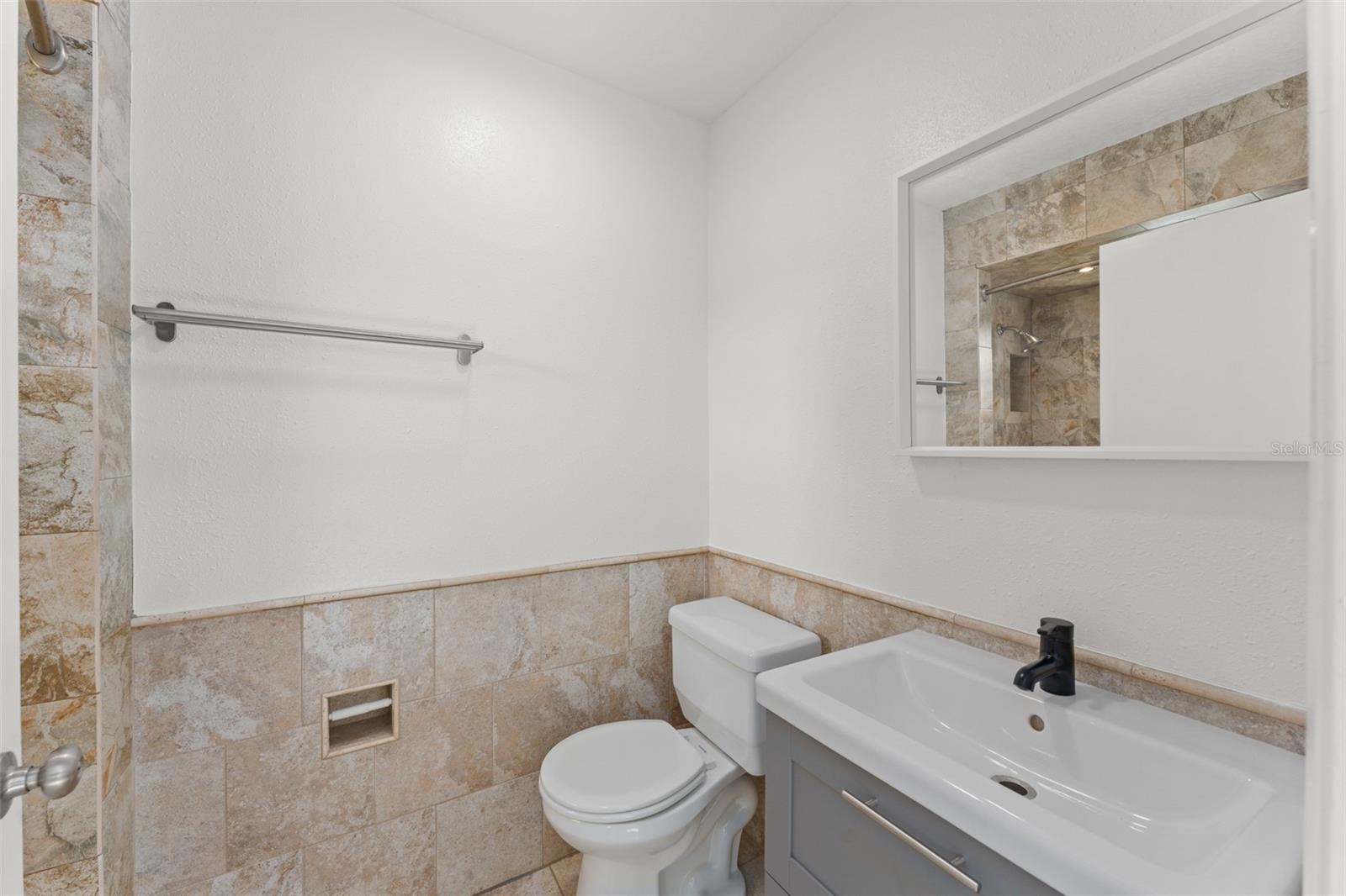 Image 27 of 38 For 4140 Bergamont Court