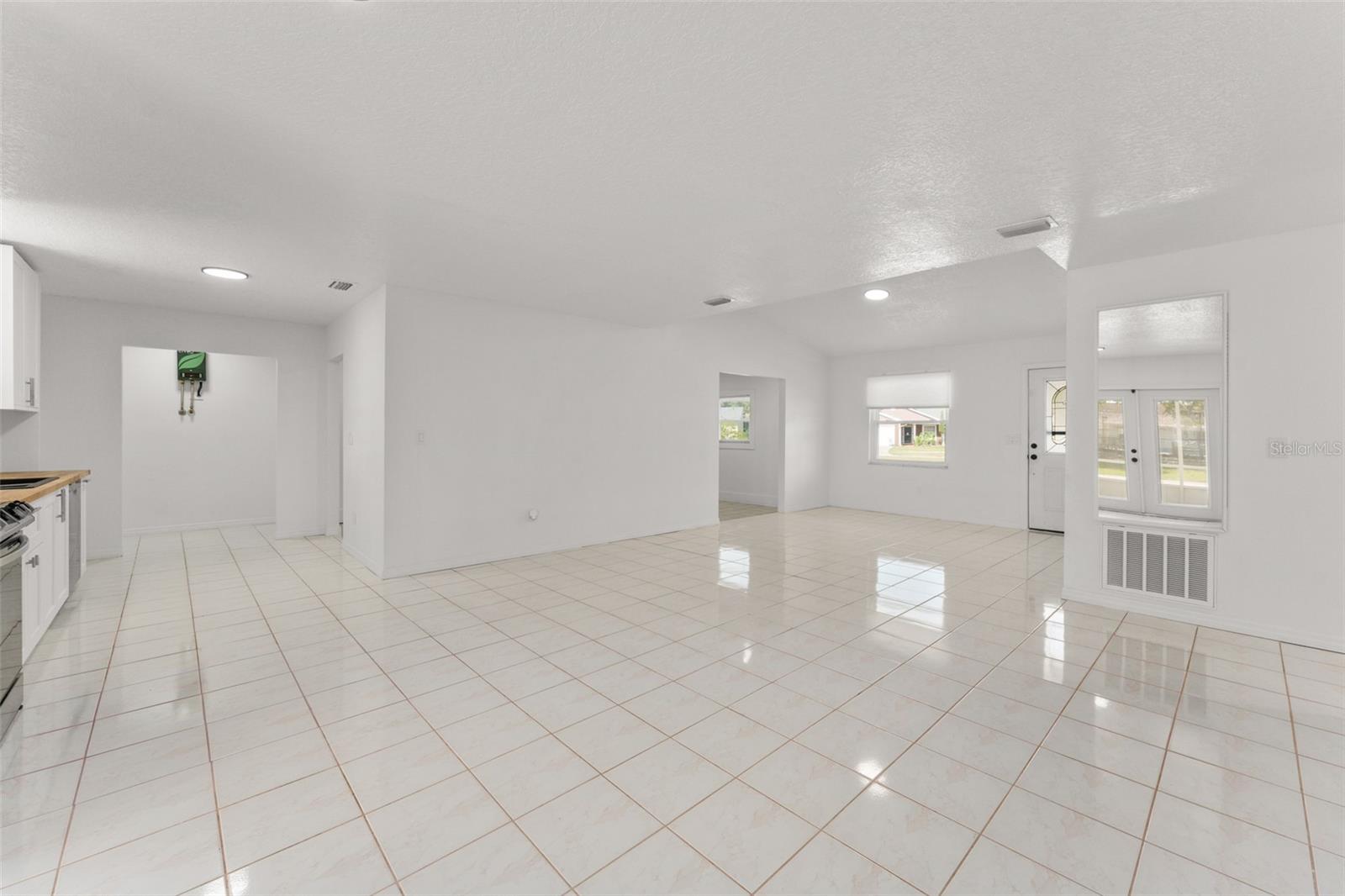 Image 6 of 38 For 4140 Bergamont Court