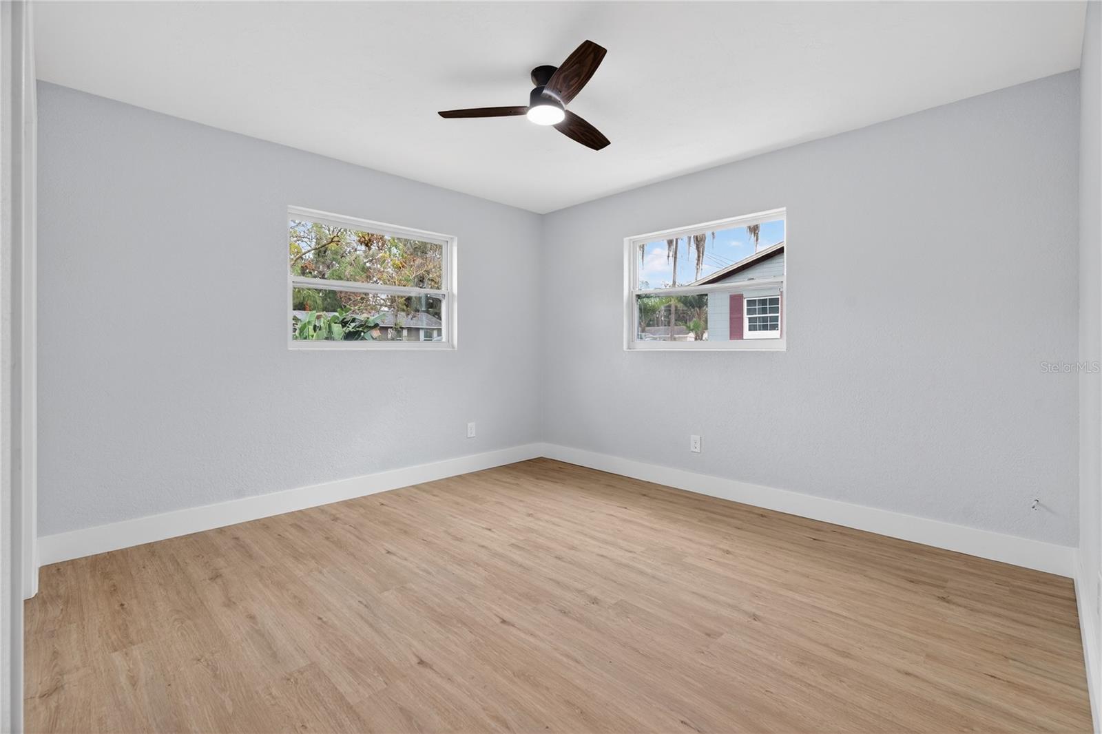 Image 22 of 36 For 1825 Banyan Street