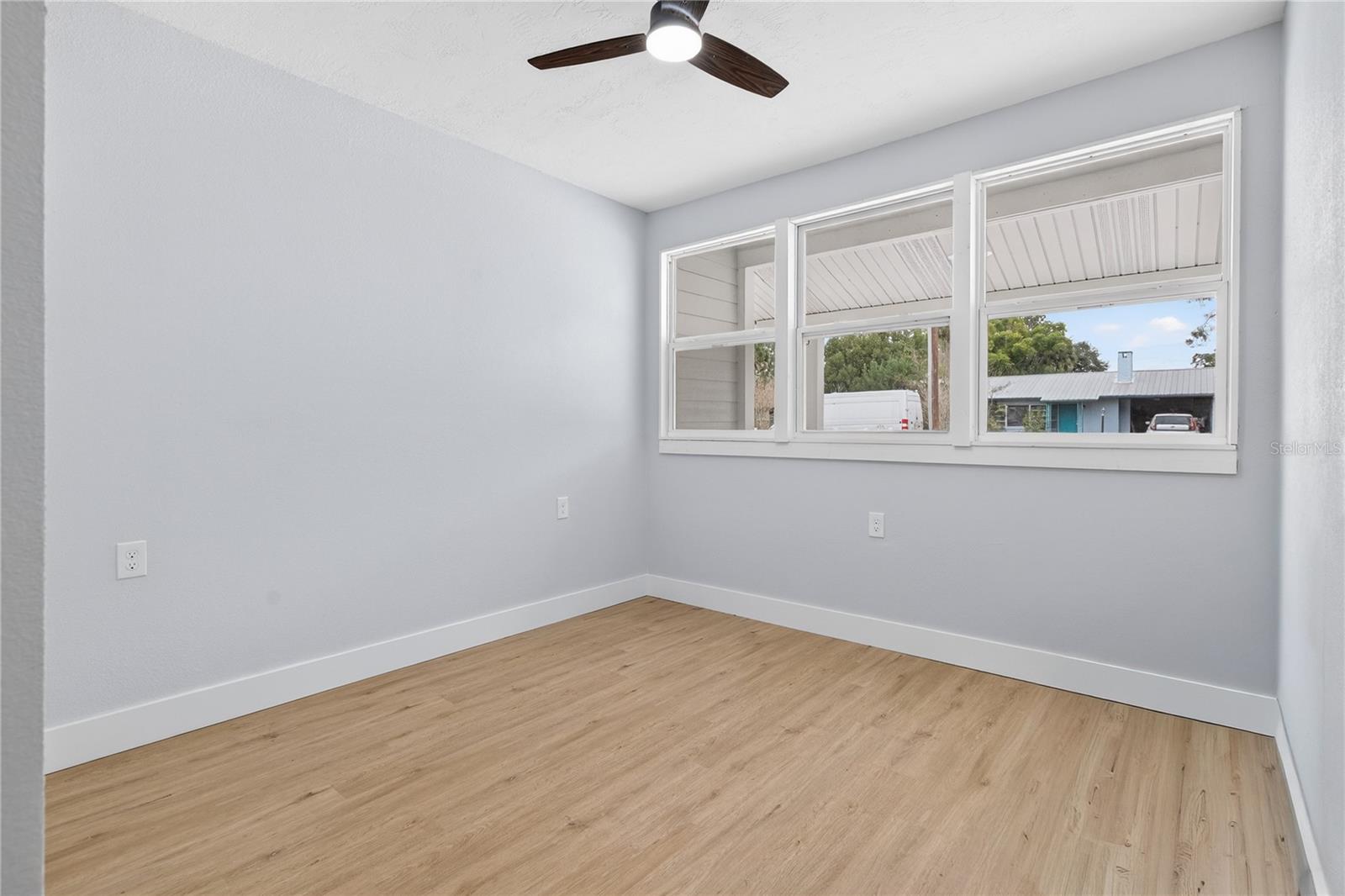 Image 28 of 36 For 1825 Banyan Street