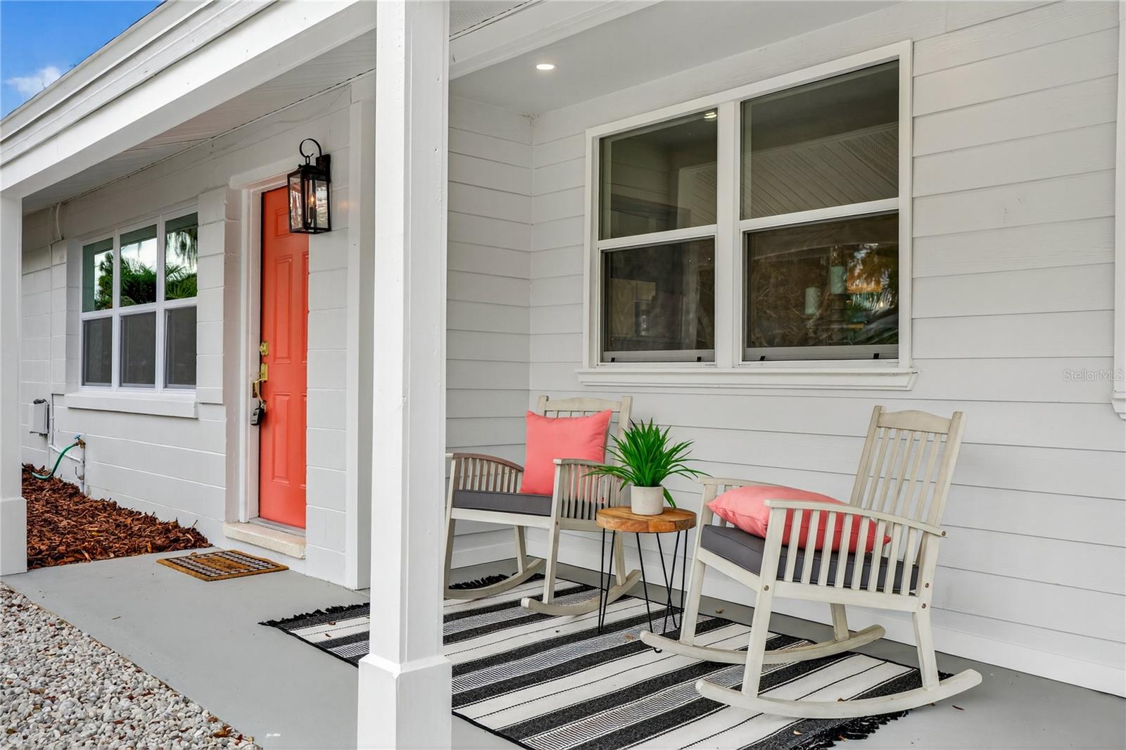 Image 3 of 36 For 1825 Banyan Street