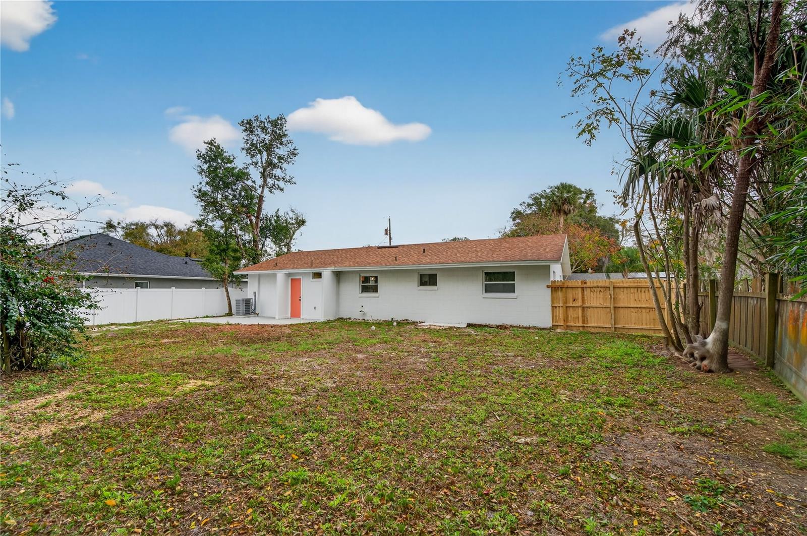 Image 32 of 36 For 1825 Banyan Street