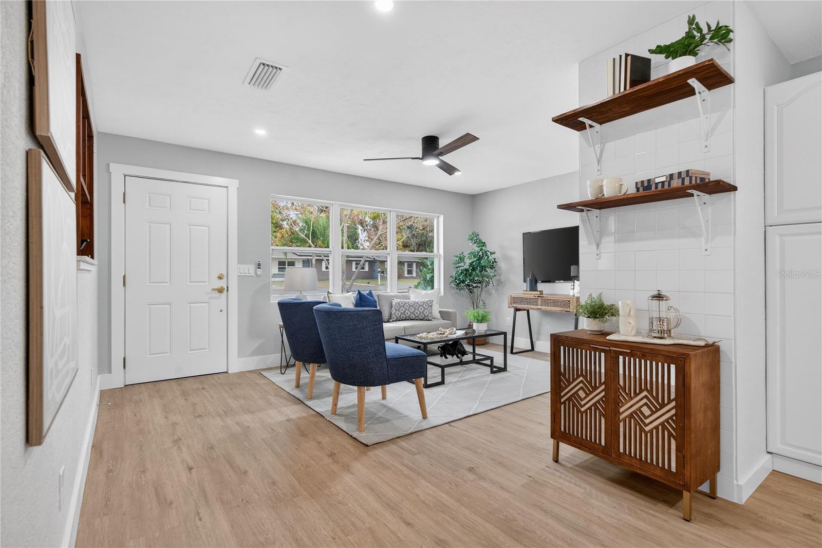 Image 7 of 36 For 1825 Banyan Street