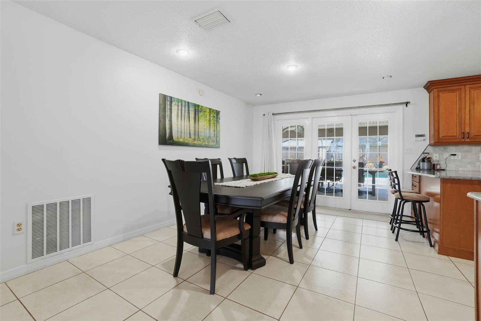 Image 11 of 69 For 31800 Orange Street