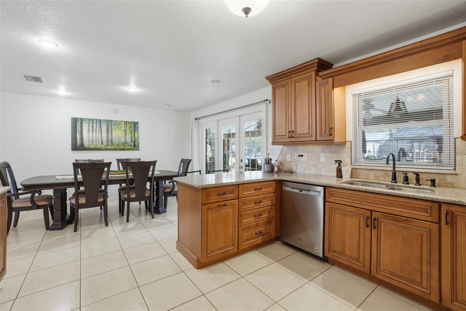 Image 16 of 69 For 31800 Orange Street