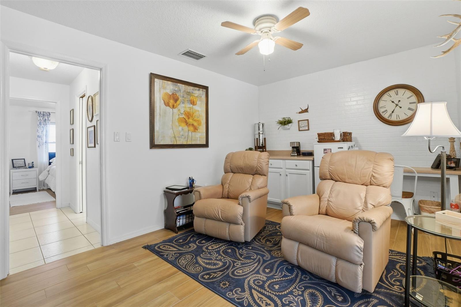 Image 25 of 69 For 31800 Orange Street