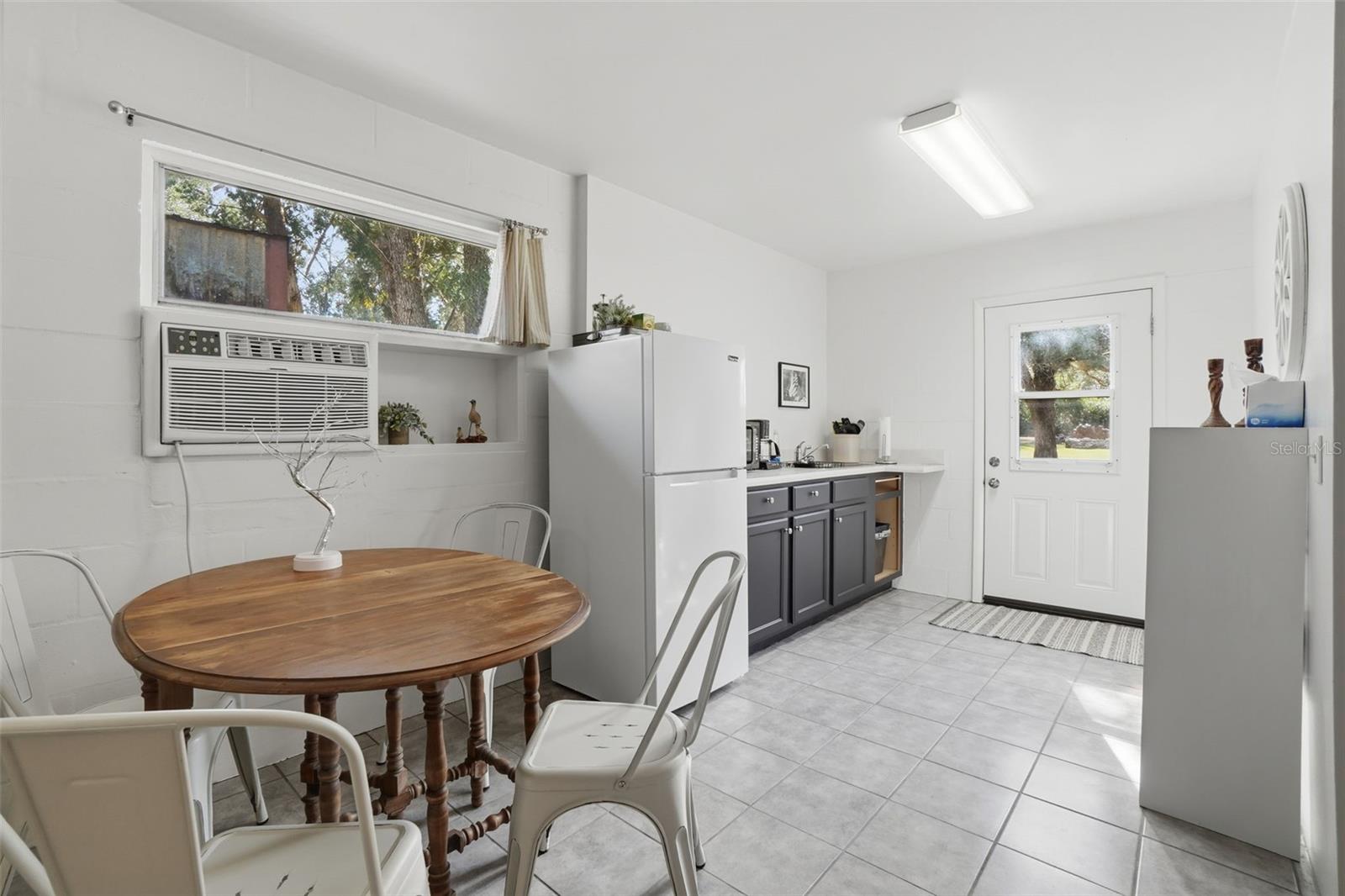 Image 39 of 69 For 31800 Orange Street