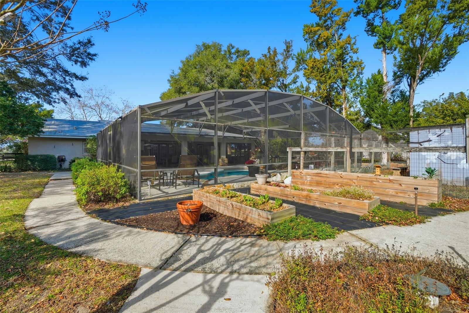 Image 43 of 69 For 31800 Orange Street