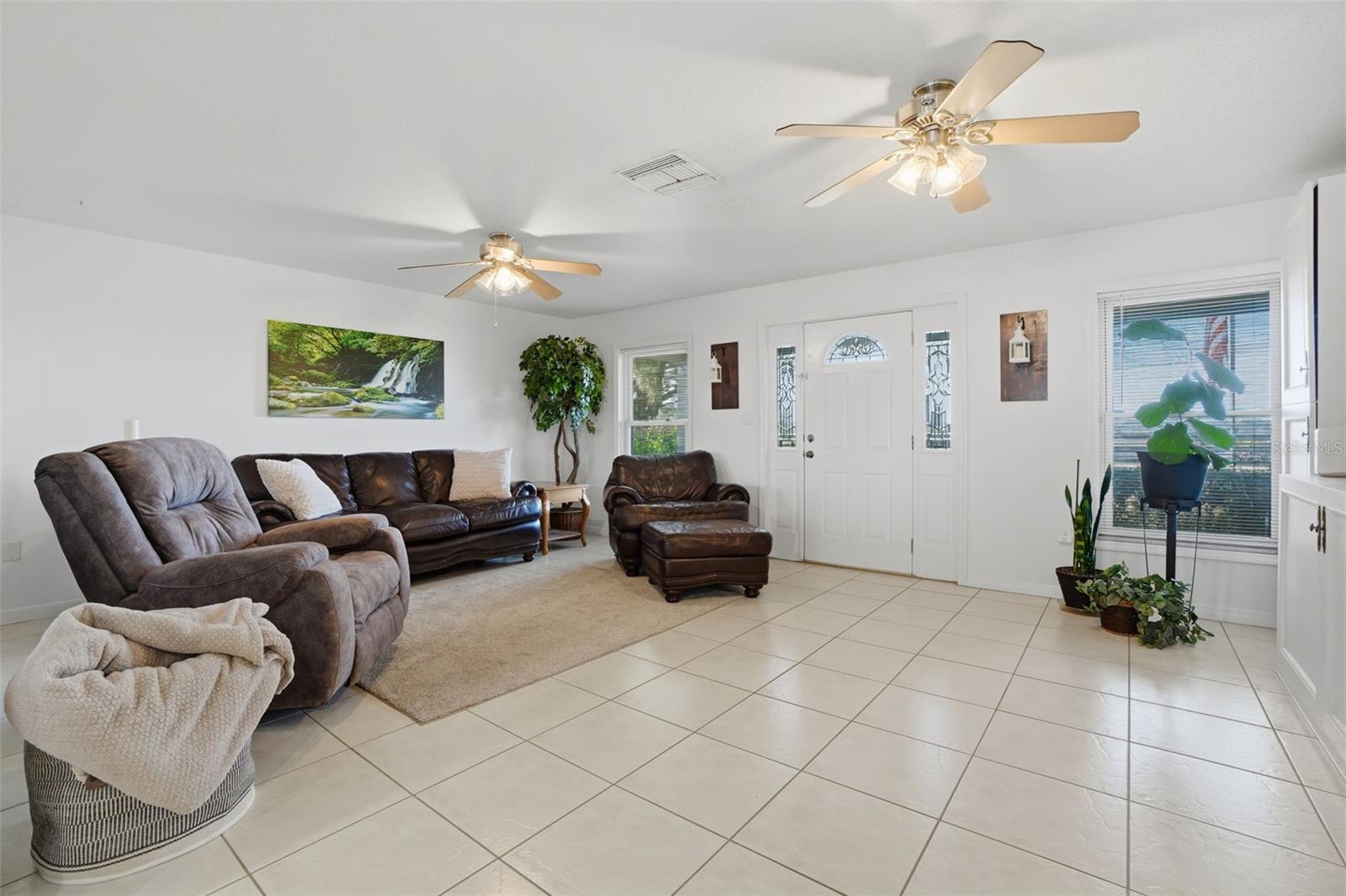 Image 7 of 69 For 31800 Orange Street