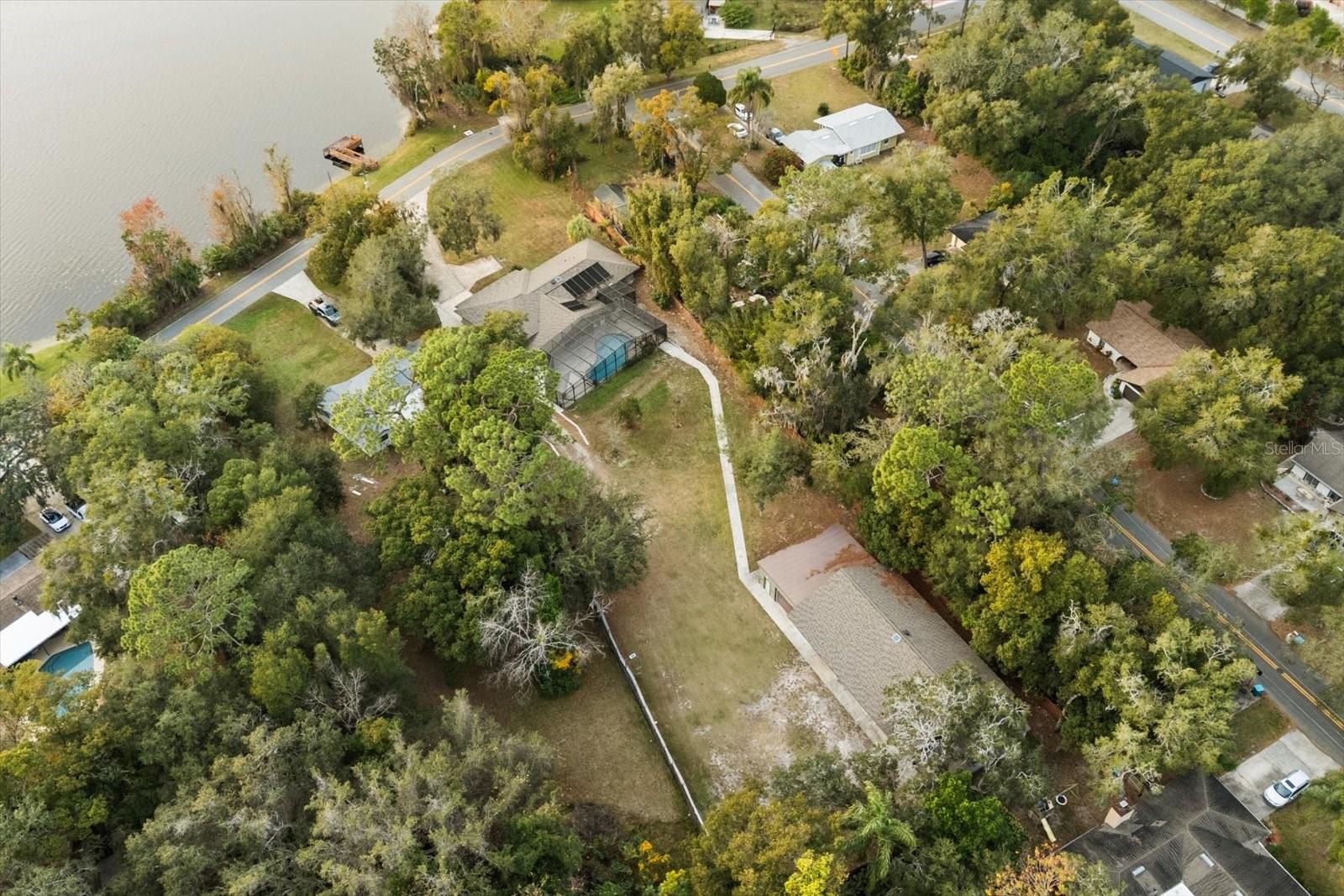 Image 50 of 52 For 725 Oxford Street