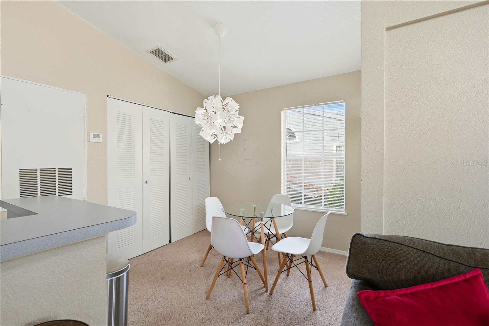 Image 12 of 28 For 1613 Columbia Arms Circle 243