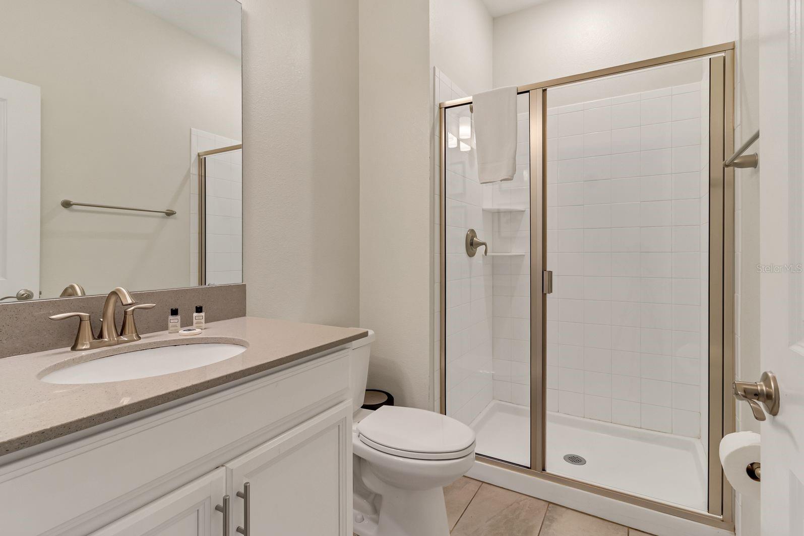 Image 27 of 46 For 4914 Windermere Avenue