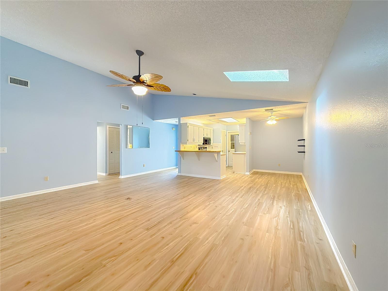 Image 13 of 50 For 10801 51st Avenue