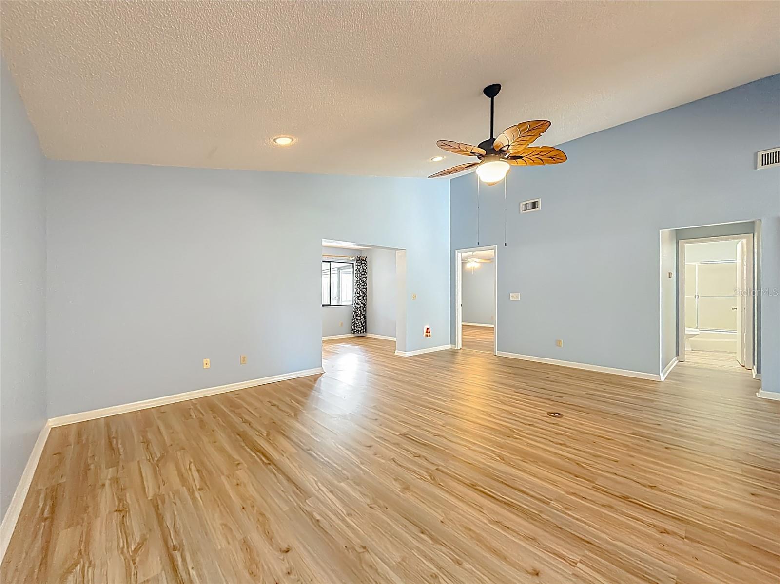 Image 14 of 50 For 10801 51st Avenue