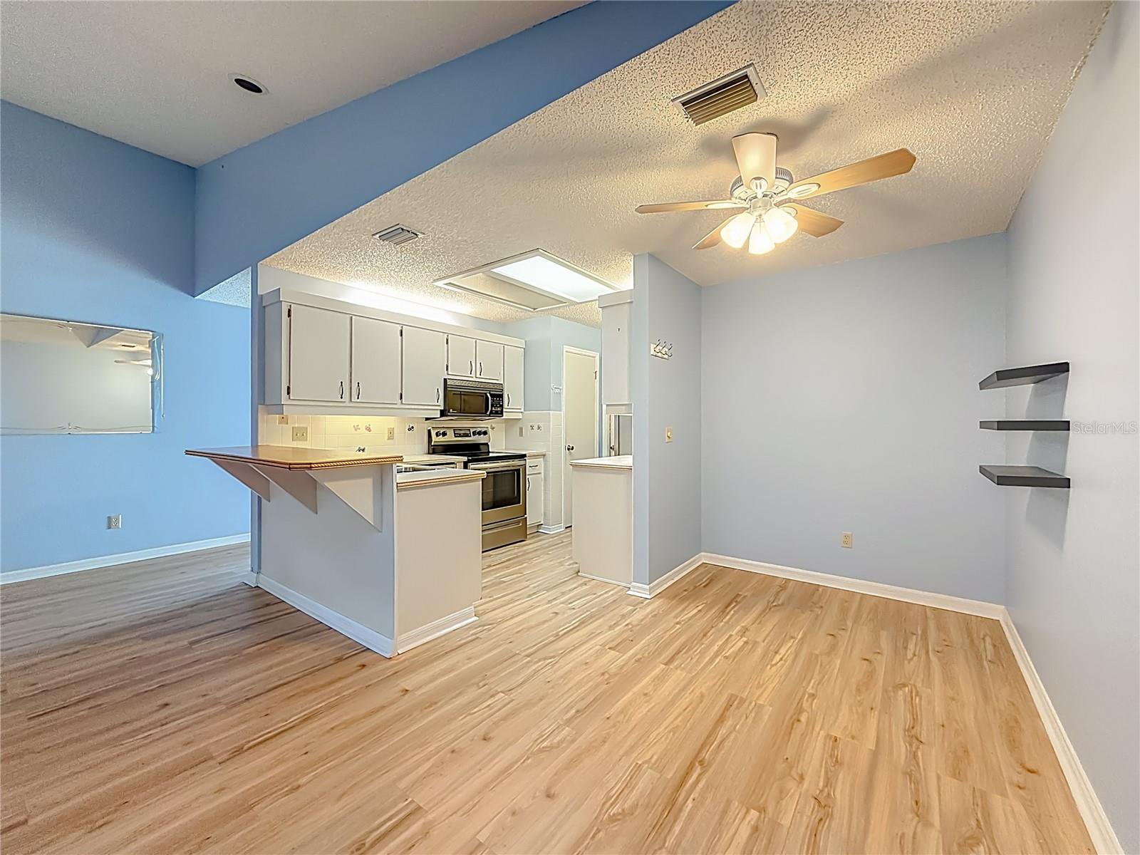 Image 15 of 50 For 10801 51st Avenue