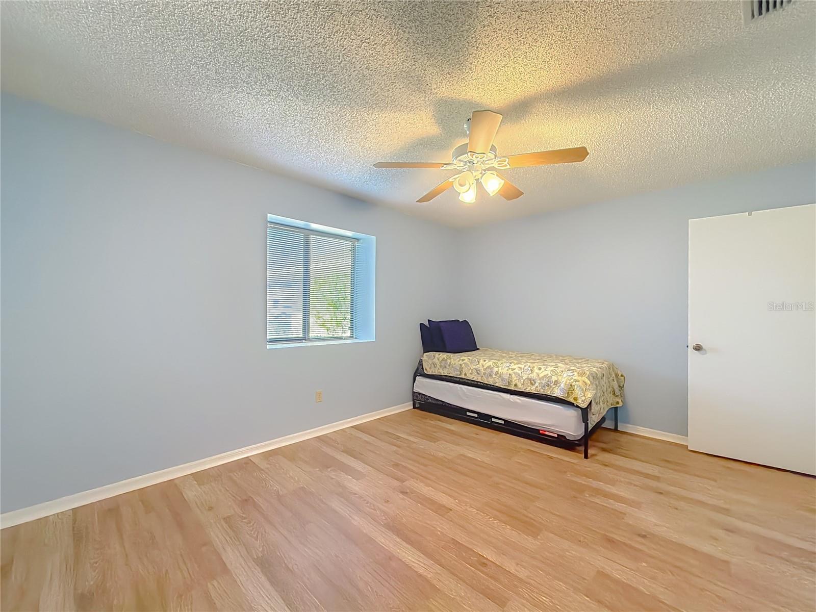 Image 25 of 50 For 10801 51st Avenue