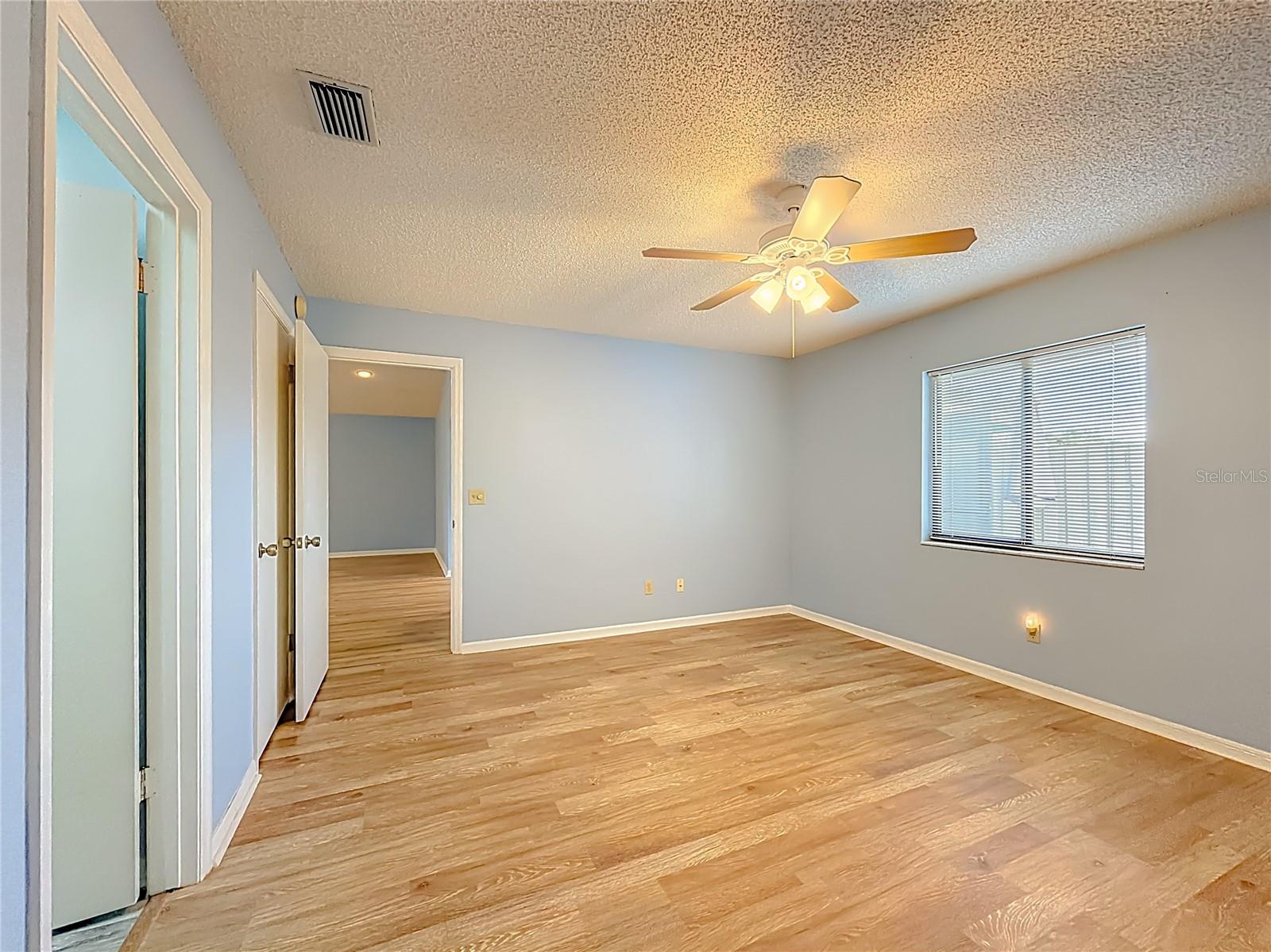 Image 33 of 50 For 10801 51st Avenue