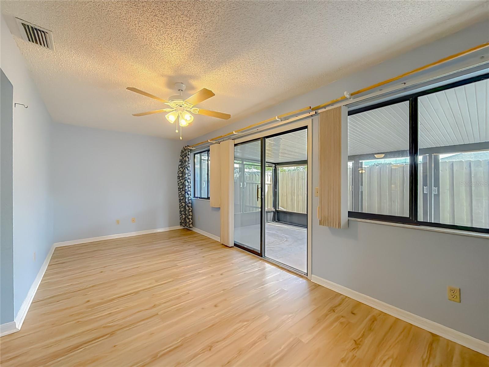 Image 36 of 50 For 10801 51st Avenue