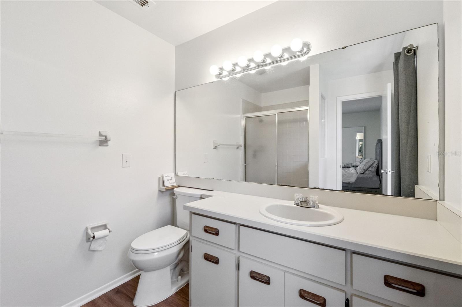 Image 13 of 18 For 1410 Lund Avenue