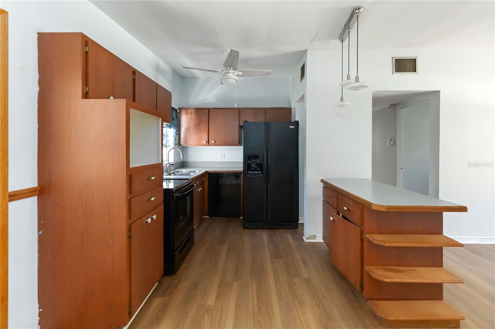 Image 14 of 37 For 3503 Crystal Lake Drive