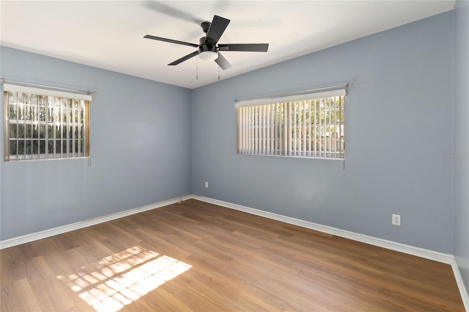 Image 19 of 37 For 3503 Crystal Lake Drive